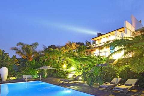 Garden, Swimming pool, Swimming pool