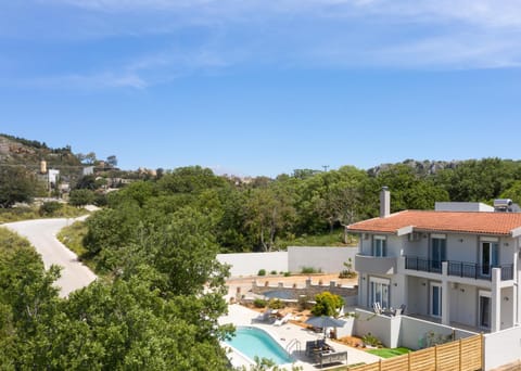 Property building, Patio, Spring, Day, Natural landscape, Garden, Landmark view, Mountain view, Pool view, Swimming pool, Quiet street view, sunbed