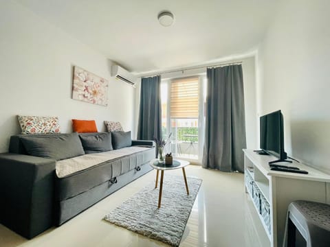 Balcony/Terrace, Living room