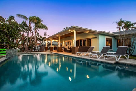 Sunset Splash House in Clearwater Beach