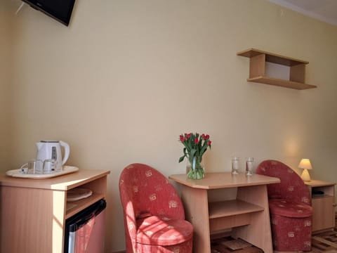 TV and multimedia, Seating area