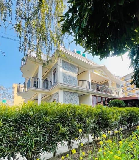 Property building, Garden