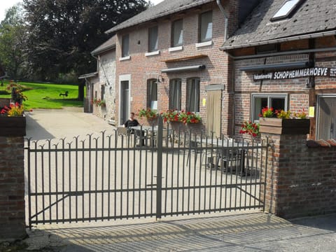 Inner courtyard view