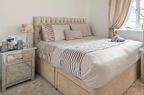 Bed, Coffee/tea facilities, Bedroom