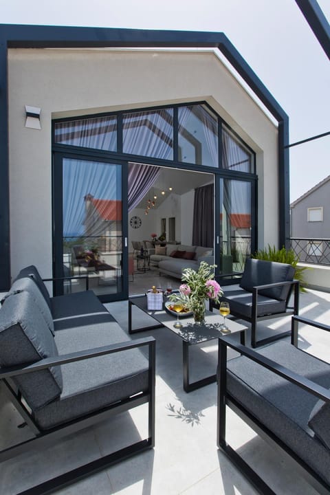 Balcony/Terrace, Seating area