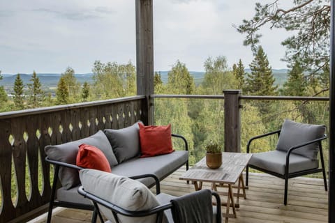 Summer, Balcony/Terrace