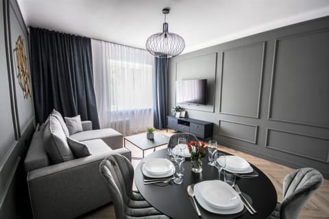 TV and multimedia, Living room, Dining area, locker