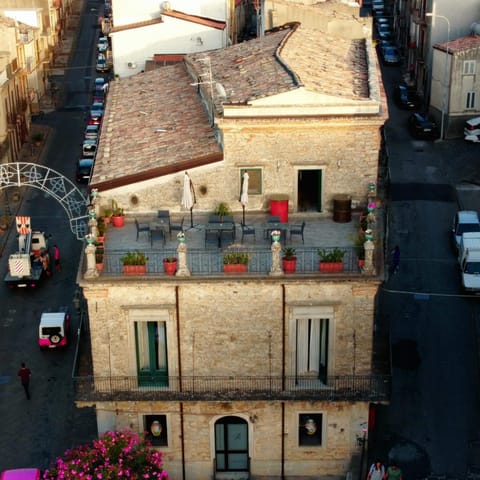 Property building, Balcony/Terrace