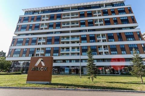Apartment Atrium- A blok Apartment in Belgrade