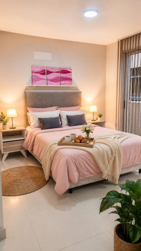 Bed, Photo of the whole room