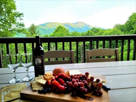 Natural landscape, Balcony/Terrace, Mountain view