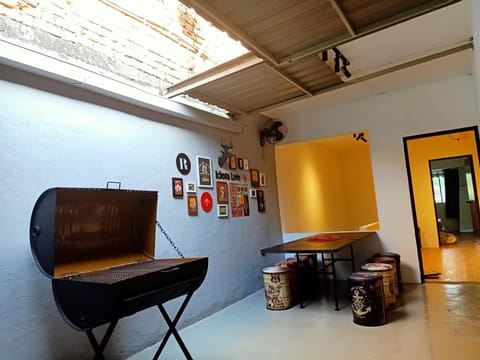 BBQ facilities, Seating area, Dining area