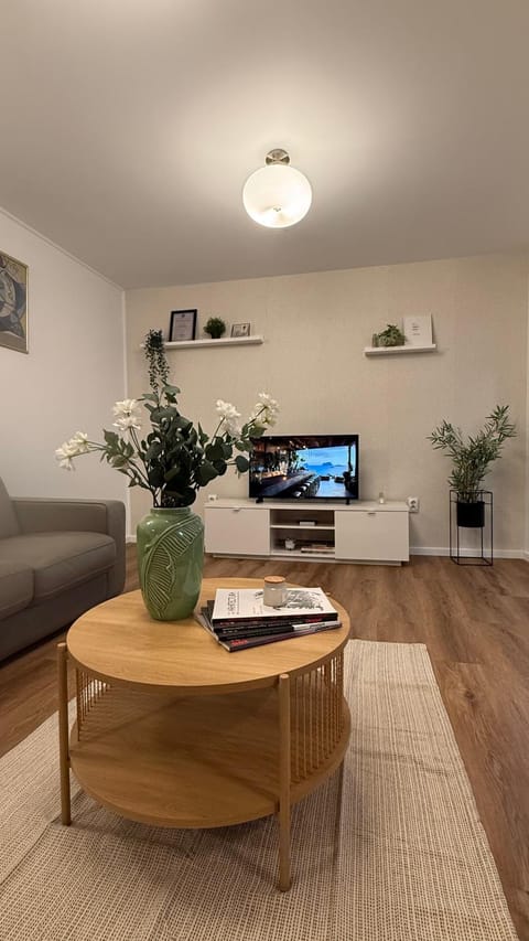 TV and multimedia, Seating area