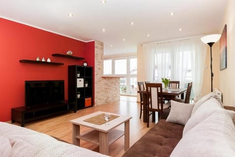 Horyzont Apartamenty- Penthouse Osiedle Jantar Wylotowa Apartment in West Pomeranian Voivodeship, Poland