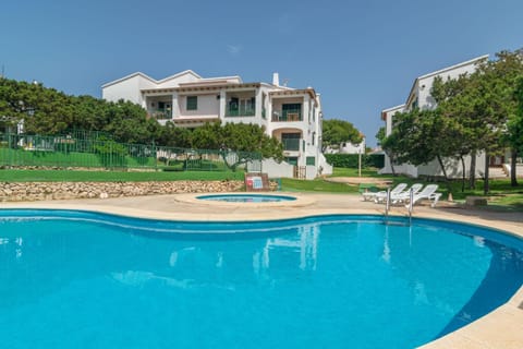 Property building, Facade/entrance, Other, Pool view, Swimming pool, sunbed