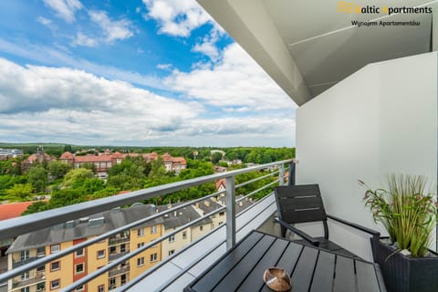 View (from property/room), Balcony/Terrace, City view