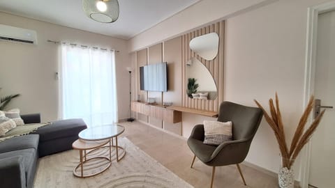 Summer, TV and multimedia, Balcony/Terrace, Living room, Seating area, Area and facilities