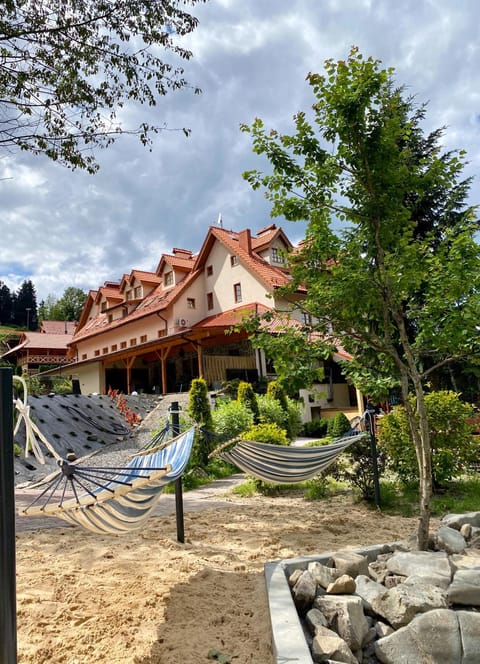 Property building, Garden
