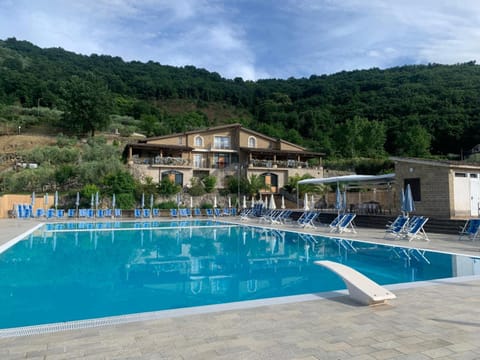 Mountain view, Swimming pool