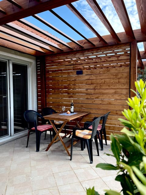 Balcony/Terrace, Balcony/Terrace