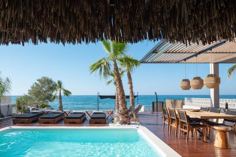 Patio, Day, View (from property/room), Balcony/Terrace, Seating area, Beach, Pool view, Sea view, Swimming pool, Swimming pool, sunbed