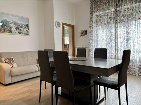 Zezzella by In Puglia service Apartment in Locorotondo