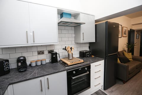 Cheerful 4-bedroom home in Sheffield Apartment in Sheffield