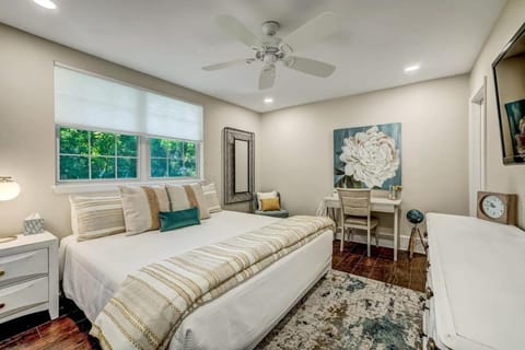 Cozy Riverside Villa - Walkable to Bars & Restaurants House in Jacksonville