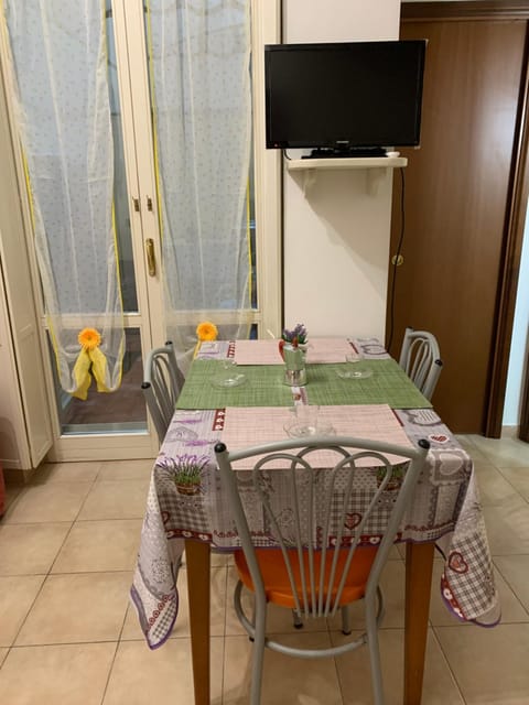 A Casa di Alice Str. M. D'azeglio Apartment in Parma