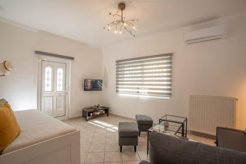 Apartment with view in Kiveri, near Nafplio Apartment in Argolis, Greece