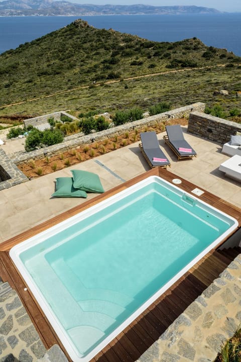 Natural landscape, Sea view, Swimming pool