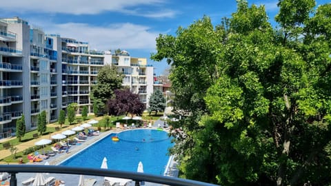 Balcony/Terrace, Garden view, Pool view, Swimming pool
