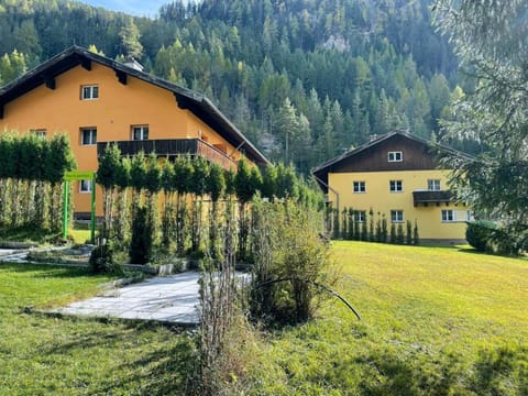 Ferienwohnung Königspudel Apartment in Canton of Grisons