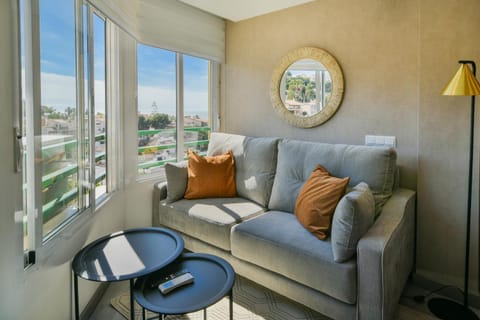 View (from property/room), Living room, Seating area