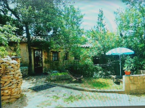 Property building, Patio, Garden