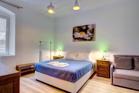 Bed, Photo of the whole room