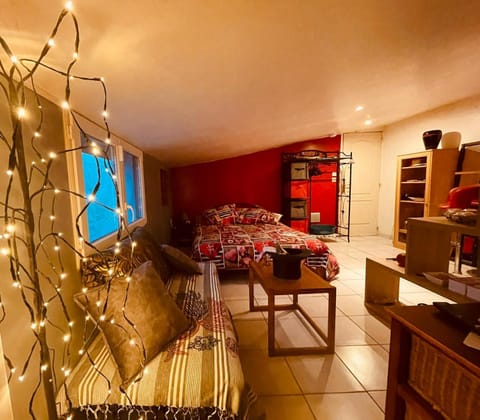 Living room, Photo of the whole room