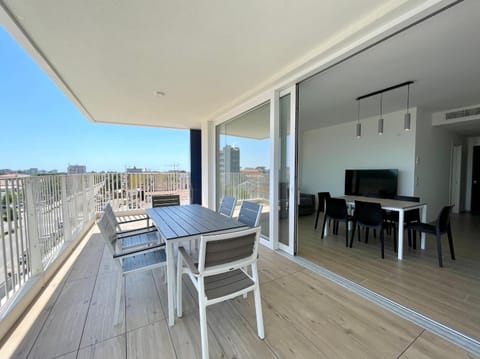 Balcony/Terrace, Dining area