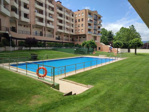 Garden, Swimming pool