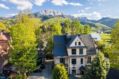 Property building, Off site, Bird's eye view, Mountain view