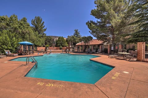 Bright Condo with Resort-Style Amenities in Sedona! Apartment in Village of Oak Creek