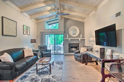 Bright Condo with Resort-Style Amenities in Sedona! Apartment in Village of Oak Creek