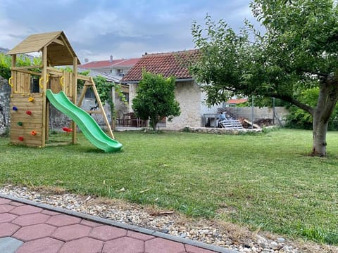 Sisters 2 Apartment in Biograd na Moru