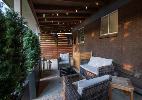 Patio, Darts, Seating area