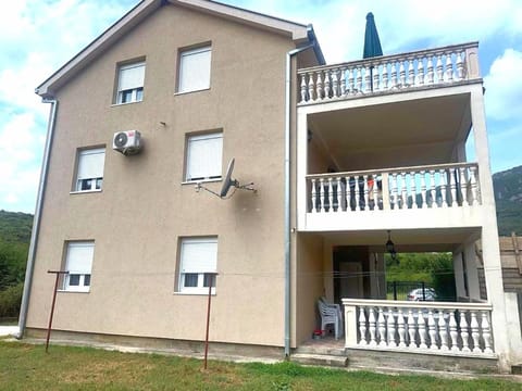 Ana rooms Zelenika Bed and Breakfast in Kotor Municipality