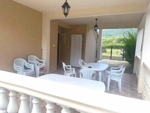 Ana rooms Zelenika Bed and Breakfast in Kotor Municipality