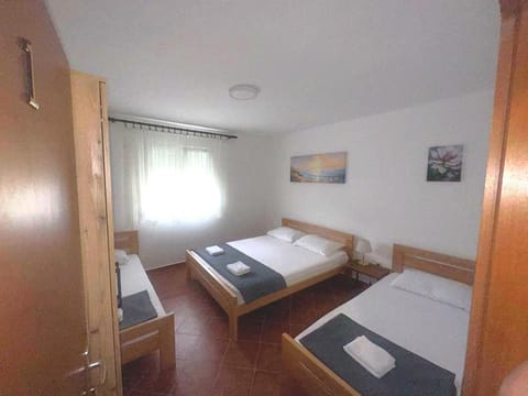 Ana rooms Zelenika Bed and Breakfast in Kotor Municipality