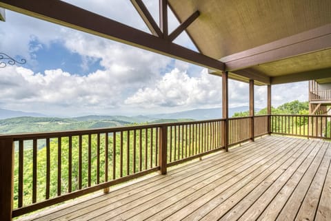 Views for Miles at the Reserve Apartment in Sugar Mountain
