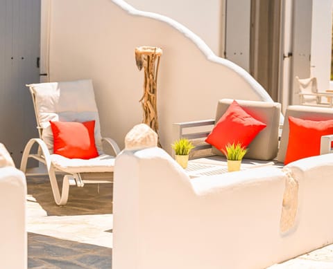 Patio, Seating area
