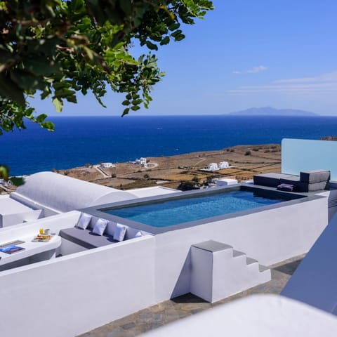 Day, View (from property/room), Balcony/Terrace, Pool view, Sea view, Swimming pool